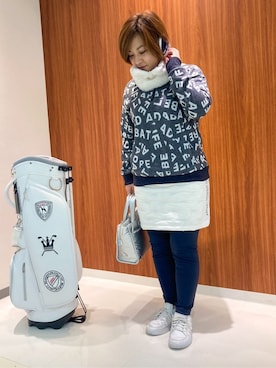 「アイテム（レギンス/スパッツ、ブルー系）」を使った、asamiさん（レディース・150cm）の冬コーディネート