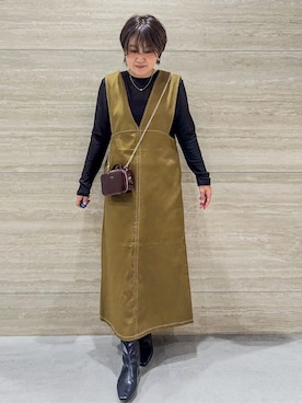 「アイテム（ポーチ、ブラウン系）」を使った、NAMIさん（レディース・152cm）の秋コーディネート