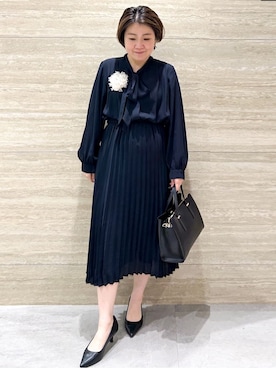 「アイテム（ブローチ/コサージュ、ベージュ系）」を使った、NAMIさん（レディース・152cm）の冬コーディネート