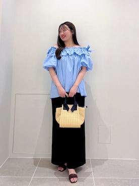「NATURAL BEAUTY BASIC（ナチュラルビューティーベーシック）の【Oggi.jp掲載】◇ショルダーリボンブラウス（シャツ/ブラウス、ブルー系）」を使った、tamamiさん（レディース・158cm）の夏コーディネート