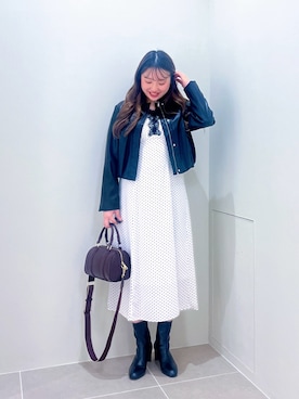 「アイテム（ボストンバッグ、レッド系）」を使った、tamamiさん（レディース・158cm）の秋コーディネート