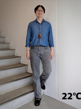 「Vincenzo di Ruggieroのアイテム（シャツ/ブラウス、ブルー系）」を使った、ep8さん（メンズ・172cm）の春コーディネート