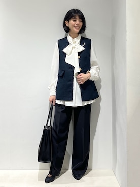 「grove（グローブ）の【手洗いOK】ツイードペプラムジレ（ベスト、ブルー系）」を使った、fjhr26さん（レディース・155cm）の冬コーディネート
