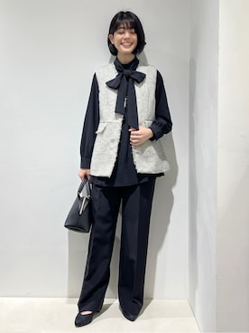 「grove（グローブ）の【マシンウォッシュ/防シワ/UVカット】裾プリーツ取り外しボウタイブラウス（シャツ/ブラウス、ブラック系）」を使った、fjhr26さん（レディース・155cm）の冬コーディネート