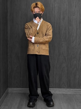 「UNIQLO（ユニクロ）のアイテム（スウェットパンツ、ブラック系）」を使った、ユレルエガオさん（メンズ・153cm）の秋コーディネート