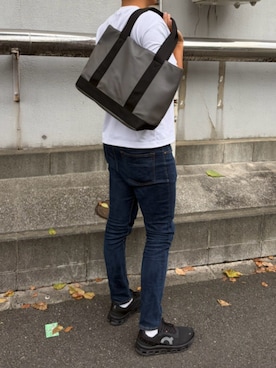 「ALTROSE（アルトローズ）のアイテム」を使った、09281990さん（メンズ・183cm）の秋コーディネート