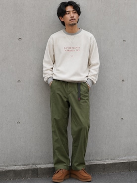「orSlow（オアスロウ）のorSlow/オアスロウ HVYWT CROSS GRAIN SIDE RIB 2TONE SWT ヘビーウェイト クロスグレイン サイドリブ ツートン スウェット 配色リブ バイカラー フロントプリント 裏起毛 クルーネック メンズ レディース 2026年 秋 秋服 冬 冬服（スウェット、ホワイト系）」を使った、toshiyaさん（メンズ・173cm）の秋コーディネート