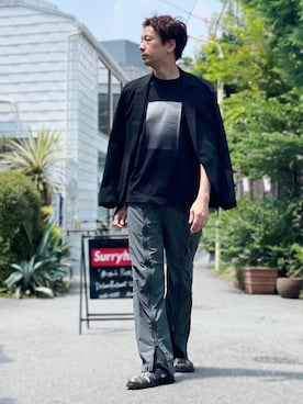 「サンダルに靴下」｜OMI3さん（メンズ・180cm）の春コーディネート