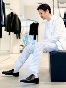 「alfredoBANNISTER（アルフレッドバニスター）の【型押し】ドレープ フラット シューズ（スリッポン、ブラック系）」を使った、OMI3さん（メンズ・180cm）の春コーディネート