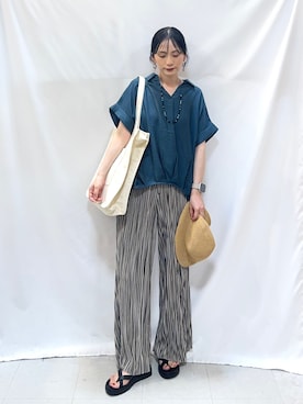 「SHOO・LA・RUE（シューラルー）の【吸水速乾/抗菌防臭】サイズ調節も可能 ペーパーミックスバケハ（ハット、ベージュ系）」を使った、Hiromiさん（レディース・164cm）の春コーディネート