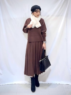 「アイテム（ストール/ショール）」を使った、Hiromiさん（レディース・164cm）の秋コーディネート