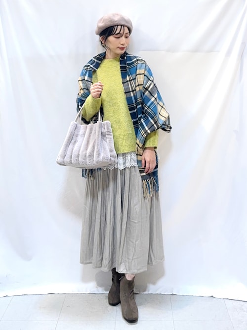 裾フリルレイヤードトップス（Tシャツ/カットソー）｜DRESKIP（ドレス