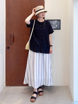 「アイテム（ショルダーバッグ）」を使った、Hiromiさん（レディース・164cm・40代）の夏コーディネート
