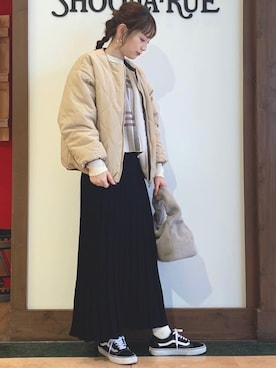 「ヘアアレンジ」｜「アイテム（ブルゾン）」を使った、Hiromiさん（レディース・164cm）の冬コーディネート