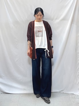 「SHOO・LA・RUE（シューラルー）の【お袖丈選べる/UV/毛玉になりにくい】配色デザインがポイント ひんやりボタンレスカーディガン（カーディガン/ボレロ、ブラウン系）」を使った、Hiromiさん（レディース・164cm）の夏コーディネート