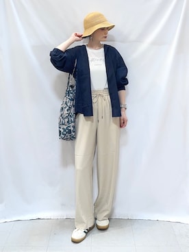 「SHOO・LA・RUE（シューラルー）の【吸水速乾/抗菌防臭】サイズ調節も可能 ペーパーミックスバケハ（ハット、ベージュ系）」を使った、Hiromiさん（レディース・164cm）の春コーディネート