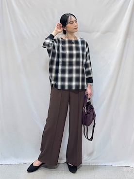 「SHOO・LA・RUE（シューラルー）の【着丈選べる/洗濯後しわになりにくい】インせず着られる ドルマンブラウス（シャツ/ブラウス、グレー系）」を使った、Hiromiさん（レディース・164cm）の秋コーディネート