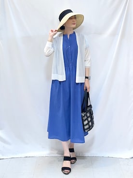 「SHOO・LA・RUE（シューラルー）の【ひんやり/洗濯機可/S-LL】オンにもオフにも マルチに使えるボタンレスカーディガン（カーディガン/ボレロ、ホワイト系）」を使った、Hiromiさん（レディース・164cm）の春コーディネート