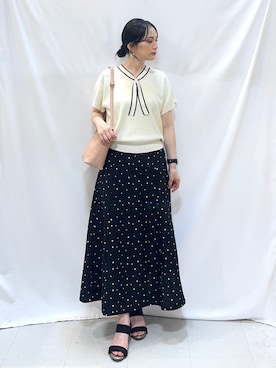「SHOO・LA・RUE（シューラルー）のスカーフ付きショルダーバッグ（ショルダーバッグ、ピンク系）」を使った、Hiromiさん（レディース・164cm）の春コーディネート