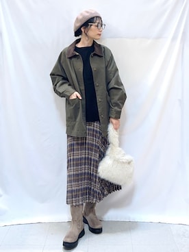 「アイテム（ステンカラーコート）」を使った、Hiromiさん（レディース・164cm）の秋コーディネート