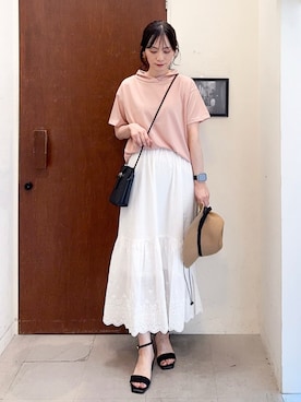 「アイテム（ハット、イエロー系）」を使った、Hiromiさん（レディース・164cm）の春コーディネート