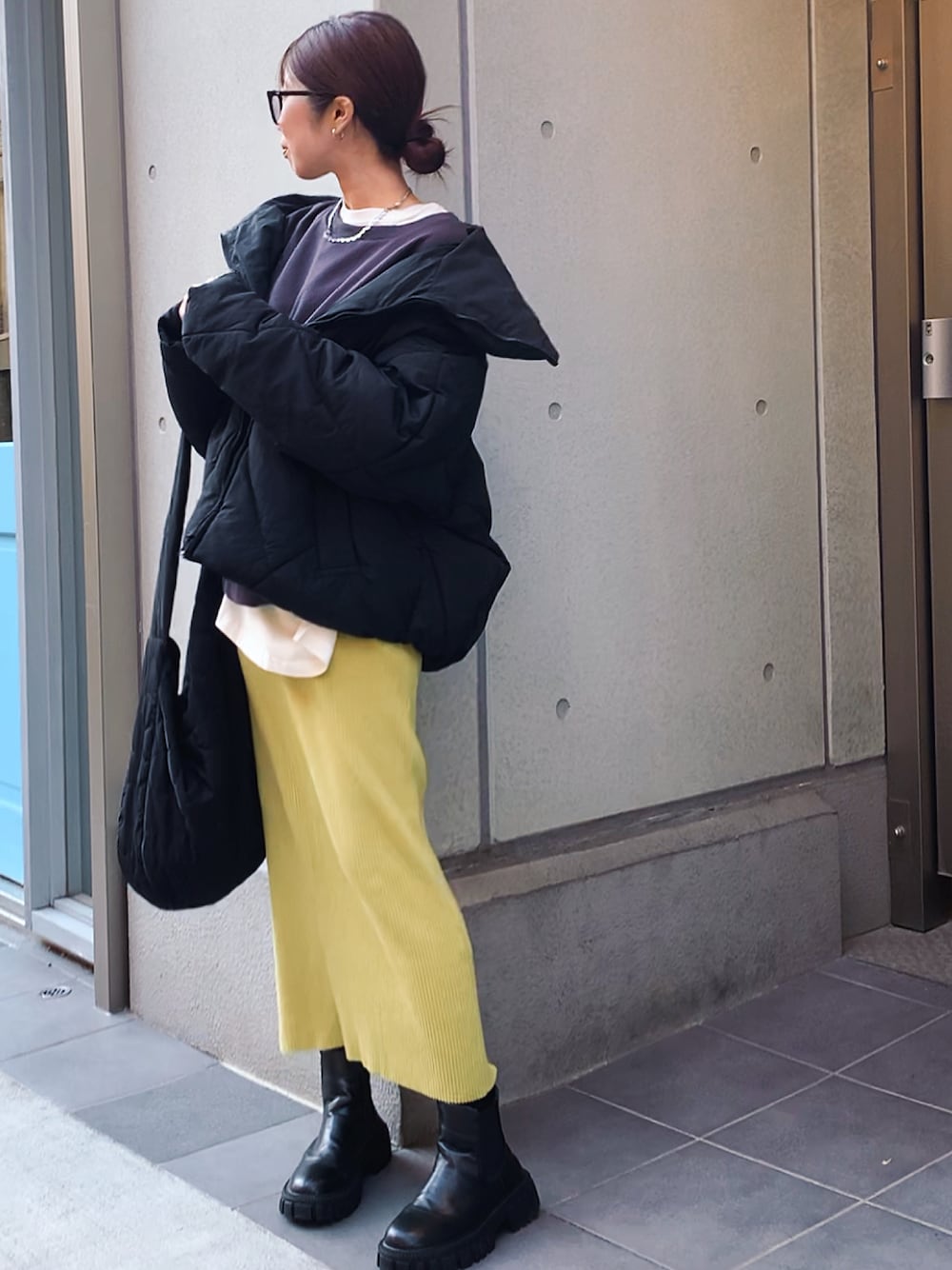 「冬コーデ、マイベストコーデ2024、おでかけコーデ、あったかコーデ、シンプルスタイル、カジュアルコーデ、大人女子、大人可愛い、ラフコーデ、低身長コーデ、カラーコーデ、オトナ女子、低身長、身長147-149cm、身長150-152cm」｜「Futier landのビッグダイヤキルトフェイクダウン（ダウンジャケット/コート、ブラック系）」を使った、LUNAさん（骨格ナチュラル・レディース・150cm）の冬コーディネートの1枚目の写真