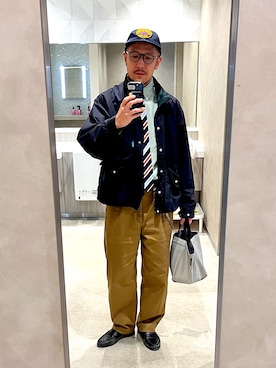「アイテム（ナイロンジャケット）」を使った、foregさん（メンズ・175cm）の秋コーディネート