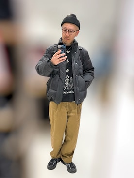 「アイテム（チノパンツ）」を使った、foregさん（メンズ・175cm）の冬コーディネート