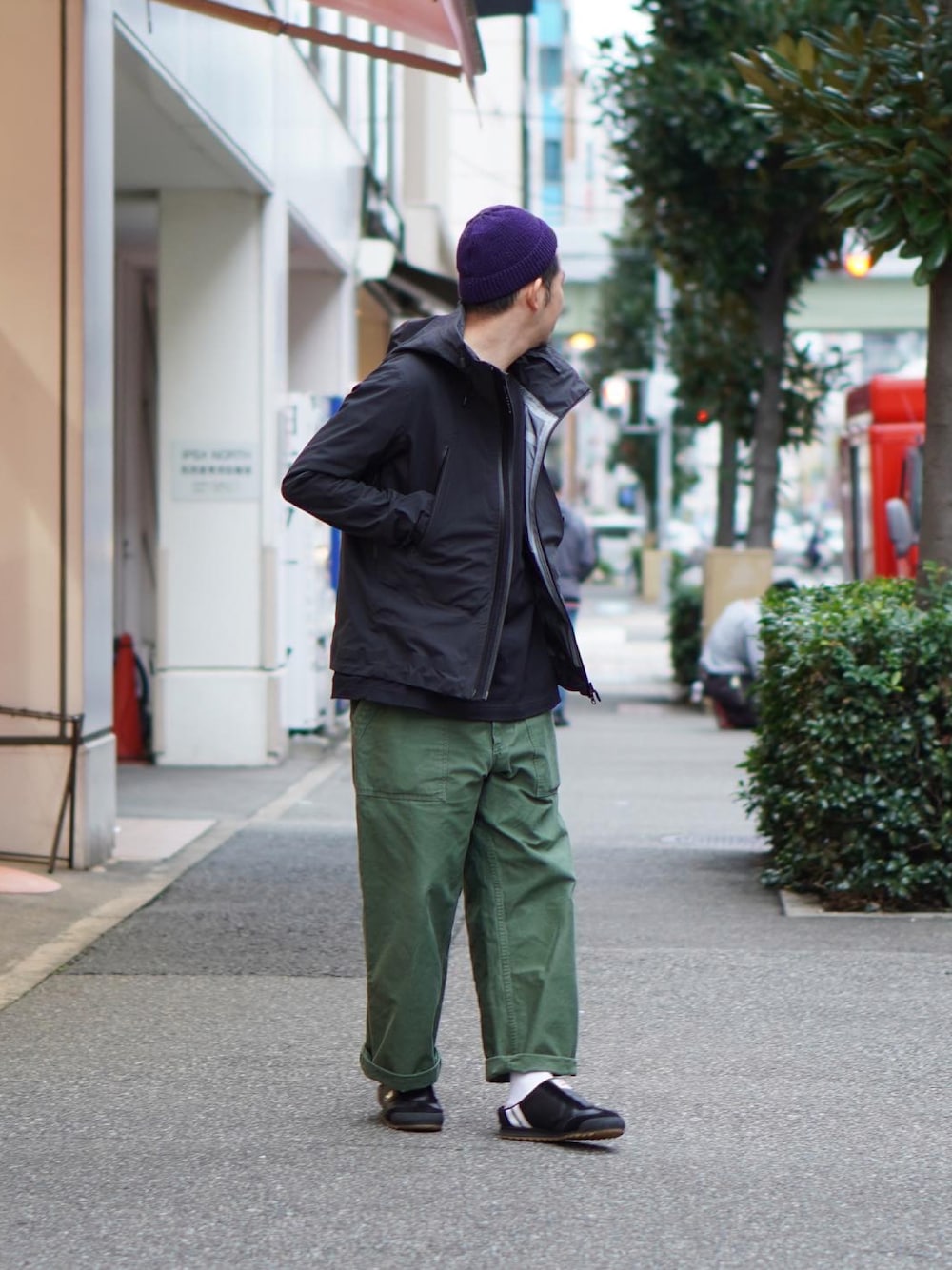 DESCENTE ALLTERRAINのマウンテンパーカーを使った人気ファッション
