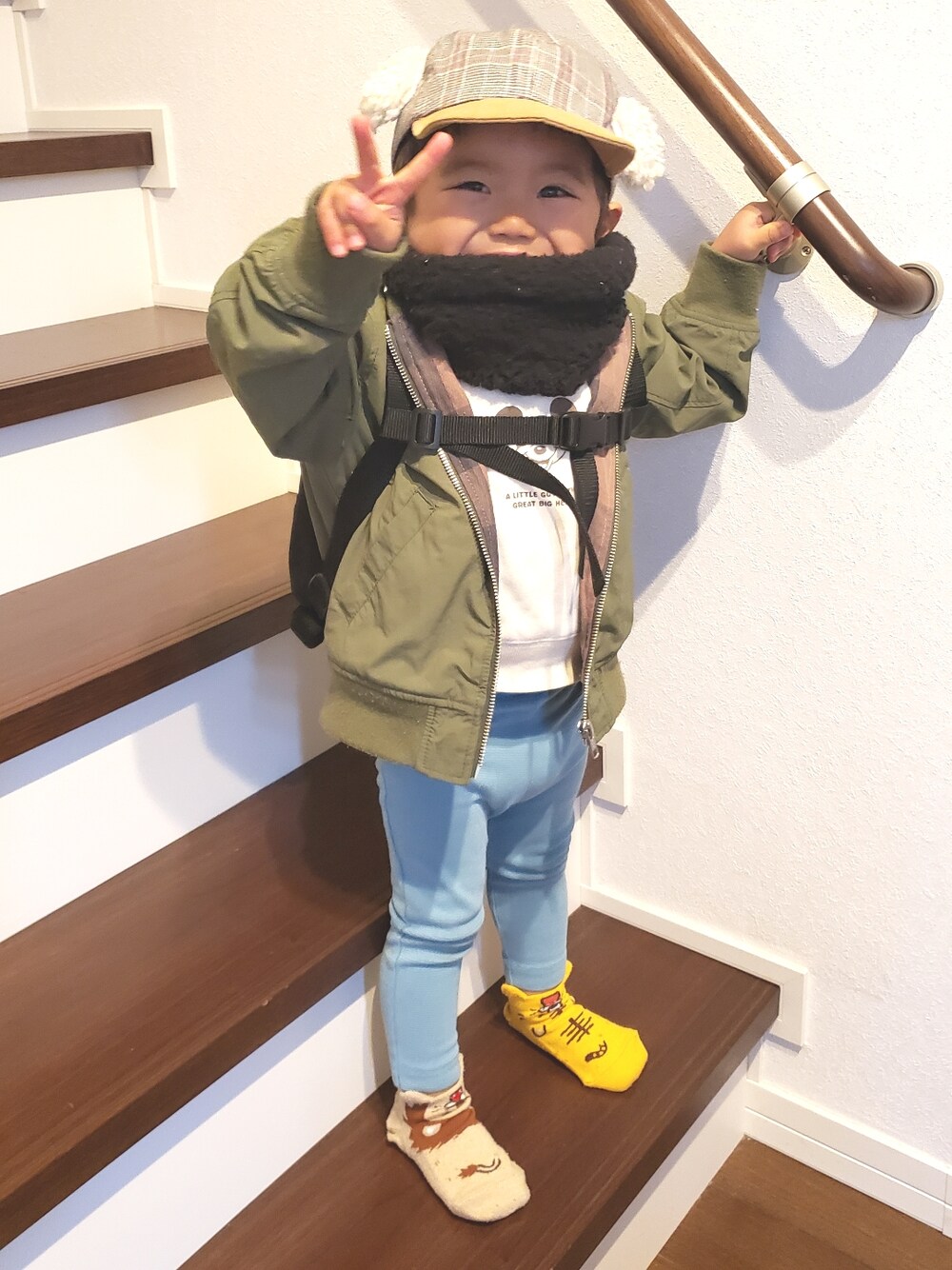 「Birthdayのアイテム（ソックス/靴下、ブラウン系）」を使った、C♡さん（キッズ・80cm）の春コーディネートの1枚目の写真