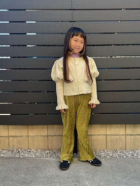 「アイテム（カーディガン/ボレロ）」を使った、kozmamaさん（キッズ・120cm）の秋コーディネート