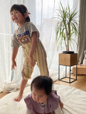 「アイテム（オールインワン・サロペット、イエロー系）」を使った、kozmamaさん（キッズ・100cm）の秋コーディネート