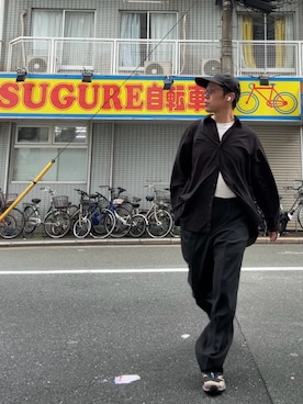 「COMOLI（コモリ）のアイテム」を使った、とくさんさん（メンズ・168cm）の夏コーディネート
