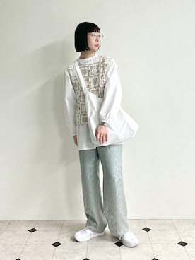 「Maison Margiela（メゾンマルジェラ）のアイテム（スニーカー、ホワイト系）」を使った、AYAさん（レディース・162cm）の春コーディネート