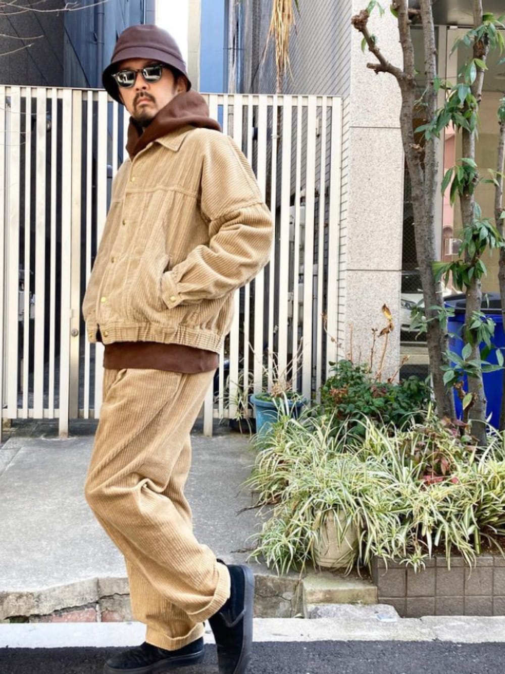 nonnativeのスウェットを使った人気ファッションコーディネート