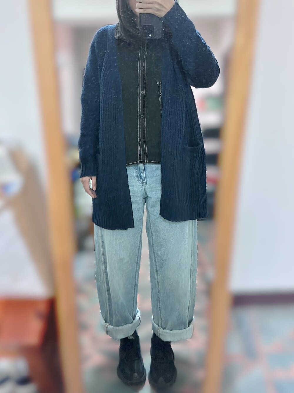 「GU、New Balance、襯衫、開襟シャツ、ootd」｜「某網拍のアイテム（ピーコート、ブルー系）」を使った、c.s.y.さん（レディース・154cm）の冬コーディネートの1枚目の写真