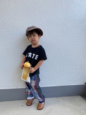「apres les cours（アプレレクール）のアイテム（サンダル）」を使った、P×Kさん（キッズ・80cm）の秋コーディネート