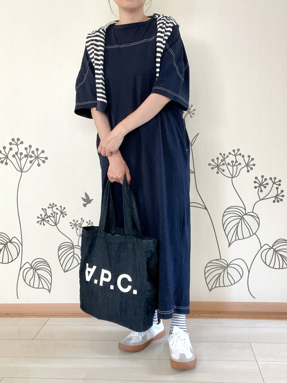 A.P.C.（アーペーセー）の「A.P.C./アーペーセー tote laure