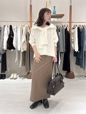 「GALLARDAGALANTE（ガリャルダガランテ）の【2.718】フラップオブロングバッグ（トートバッグ）」を使った、H I R O M Iさん（レディース・162cm）の秋コーディネート