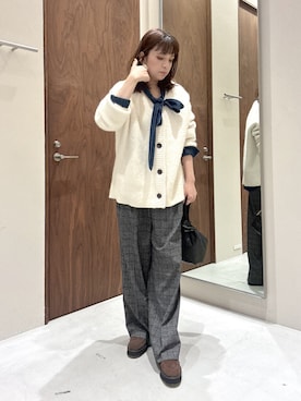 「GALLARDAGALANTE（ガリャルダガランテ）のデニムボウタイブラウス（シャツ/ブラウス）」を使った、H I R O M Iさん（レディース・162cm）の秋コーディネート