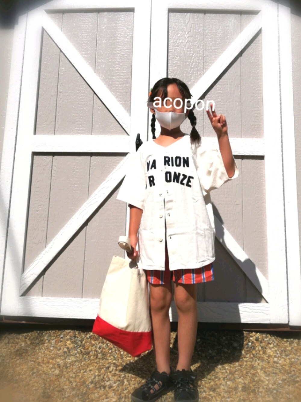 「パンツスタイル、マーキーズ(MARKEY'S)、キッズ、夏休みの思い出、映画、ベースボールシャツ」｜「Ocean&Groundのベースボールシャツ（80～140cm）（Tシャツ/カットソー、ホワイト系）」を使った、acoponさん（キッズ・110cm）の夏コーディネートの1枚目の写真