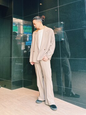 「スーツ」｜「アイテム（その他）」を使った、Tomoya  Miuraさん（メンズ・170cm）の冬コーディネート