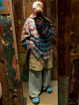 「VETEMENTS(ヴェトモン)のアイテム(帽子)」を使った、CMPさん(メンズ・174cm)の冬コーディネート