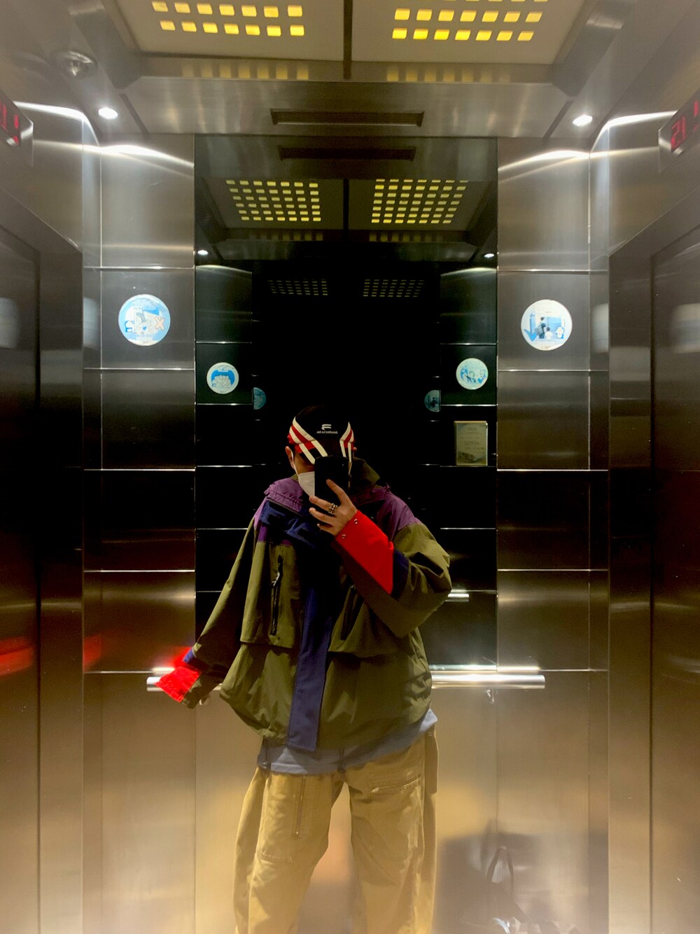 「BALENCIAGAのアイテム（帽子、その他）」を使った、CMPさん（メンズ・174cm）の春コーディネートの1枚目の写真