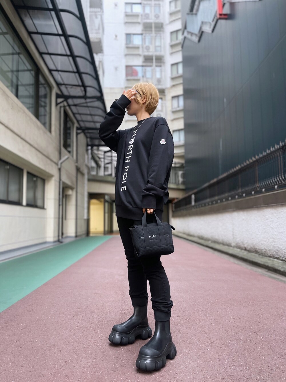 ⭐美品⭐MONCLER　メッシュ スウェットトレーナー　レディース　春夏 ⭐美品⭐MONCLER メッシュ スウェットトレーナー レディース 春