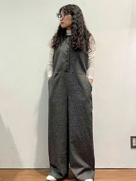 「骨格ウェーブ」｜「アイテム（オールインワン・サロペット）」を使った、簗脇　美紅さん（レディース・152cm）の秋コーディネート