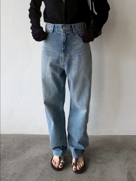 「RIM.ARK（リムアーク）のHidden detail JEANS ヒドゥン ディテール ジーンズ（デニムパンツ、ブルー系）」を使った、MariNakamuraさん（レディース・158cm）の春コーディネート