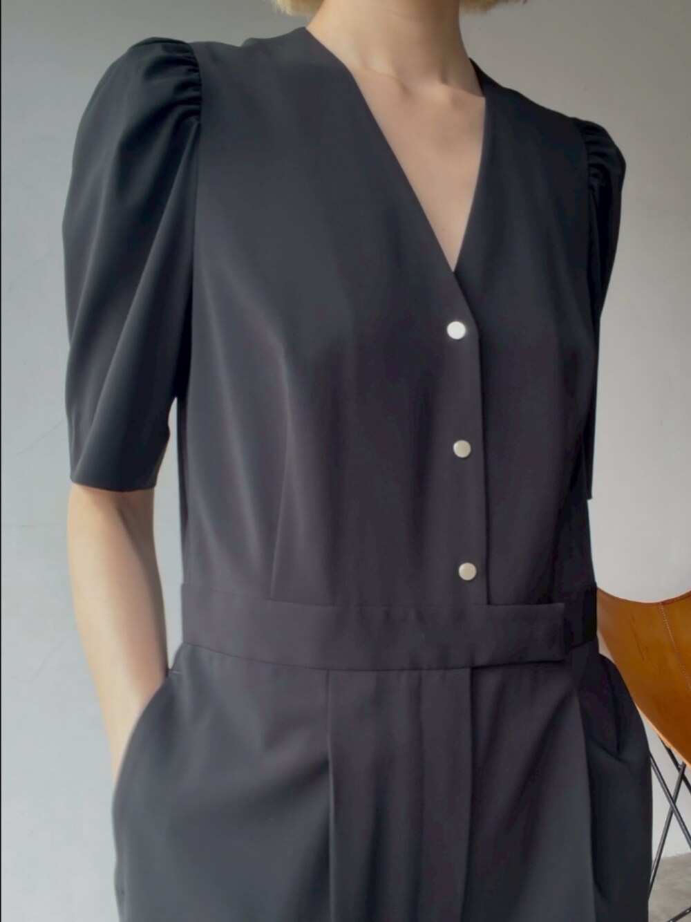 RIM.ARK（リムアーク）の「Puff sleeve solid jumpsuit パフスリーブ