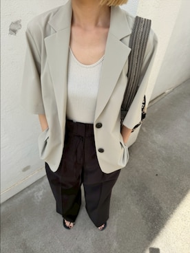 「RIM.ARK（リムアーク）のHidden H/S jacket ヒドゥン ハーフスリーブ ジャケット（テーラードジャケット、ベージュ系）」を使った、MariNakamuraさん（レディース・158cm）の春コーディネート