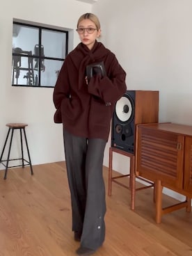 「アイテム（クラッチバッグ）」を使った、MariNakamuraさん（レディース・158cm）の秋コーディネート